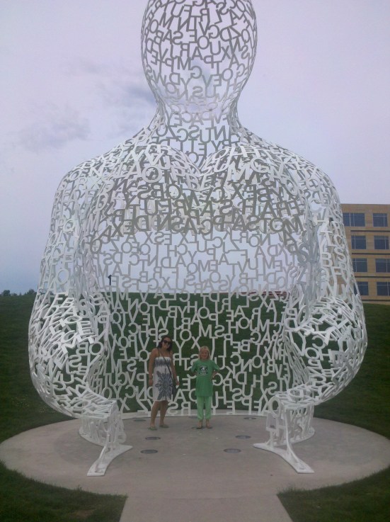 des moines sculpture garden